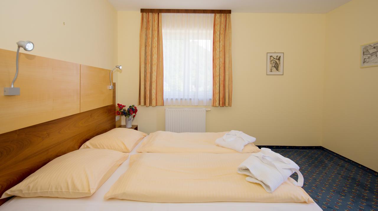 Gasthof - Landhotel Ernst Untermühl Kültér fotó